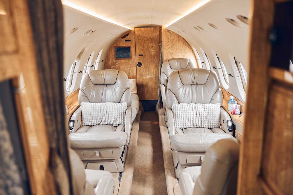 Midsize jet charter